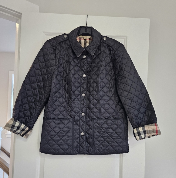 Burberry - Picture 4 of 9